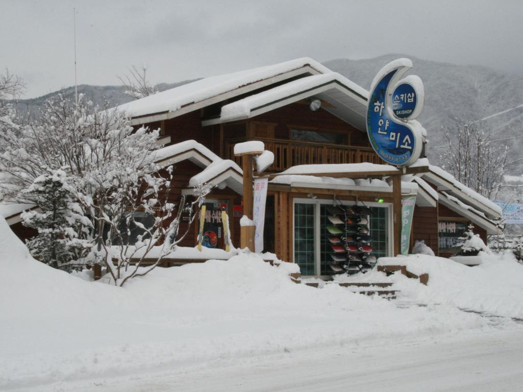 White Cabin พยองซาง ภายนอก รูปภาพ